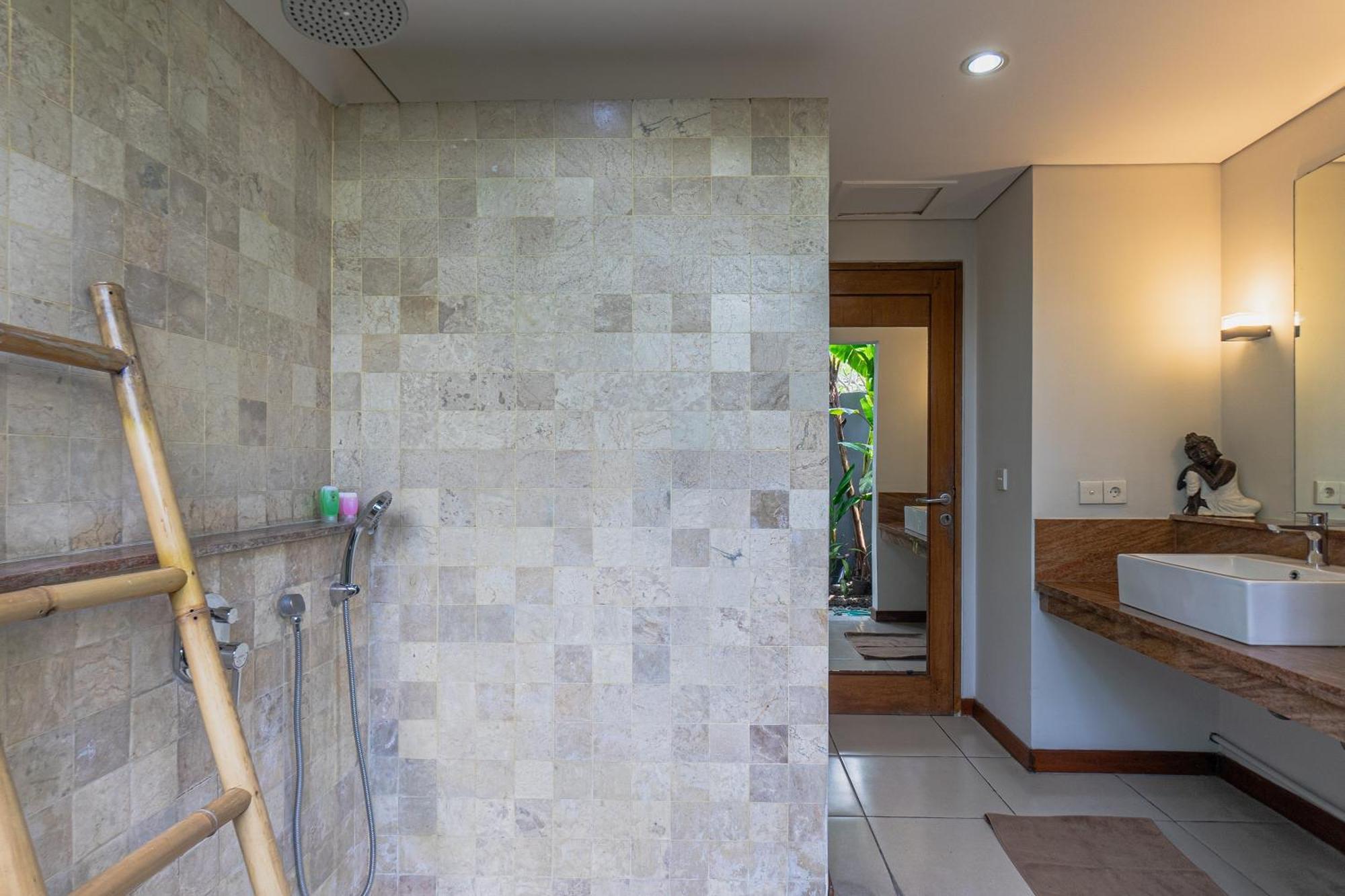סמיניאק Balinea Holiday Home מראה חיצוני תמונה