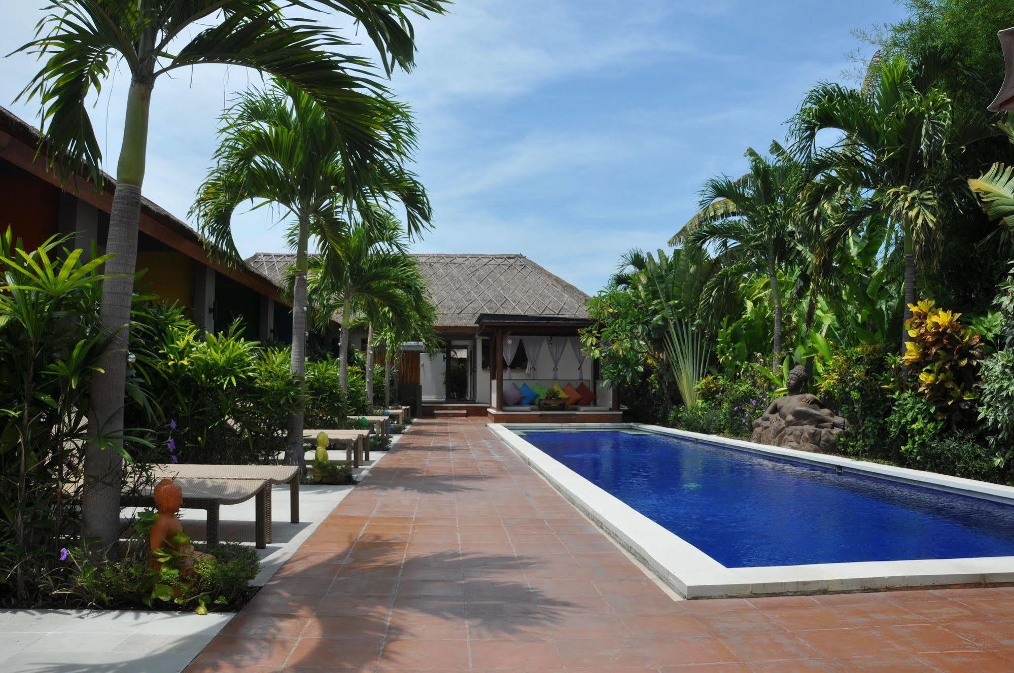 סמיניאק Balinea Holiday Home מראה חיצוני תמונה